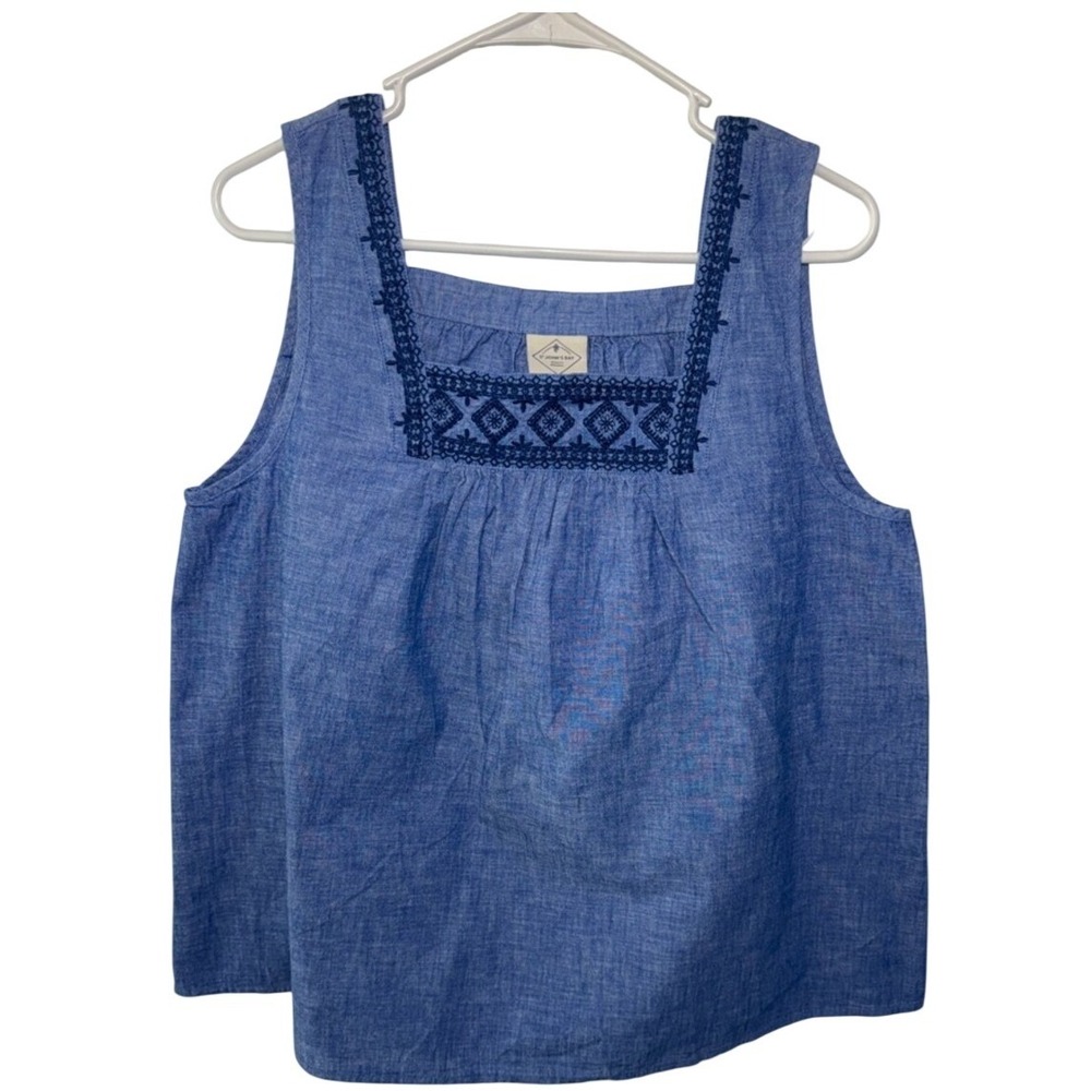 St. John's Bay Womens Blue Chambray Embroidered Square Neck Tank Top Large NWT